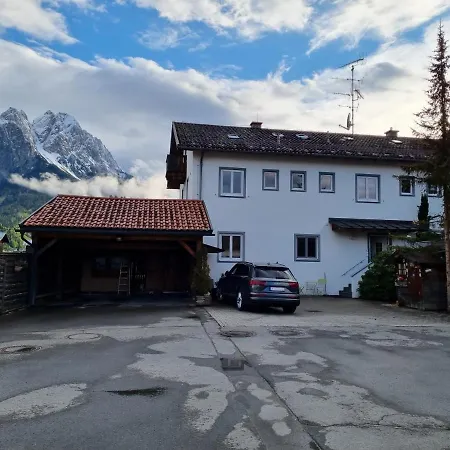 Lägenhet Haus Kreuzeckwiese - Self Catering Garmisch-Partenkirchen