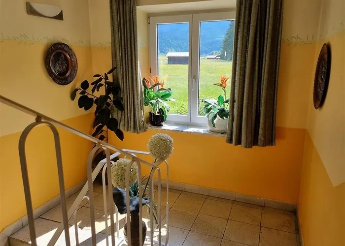Haus Kreuzeckwiese - Self Catering *