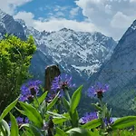 Haus Kreuzeckwiese - Self Catering * جارمش بارتنكيرشن