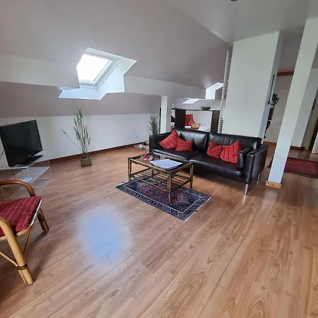 Haus Kreuzeckwiese - Self Catering Apartamento *