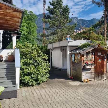 Haus Kreuzeckwiese - Self Catering Apartamento *