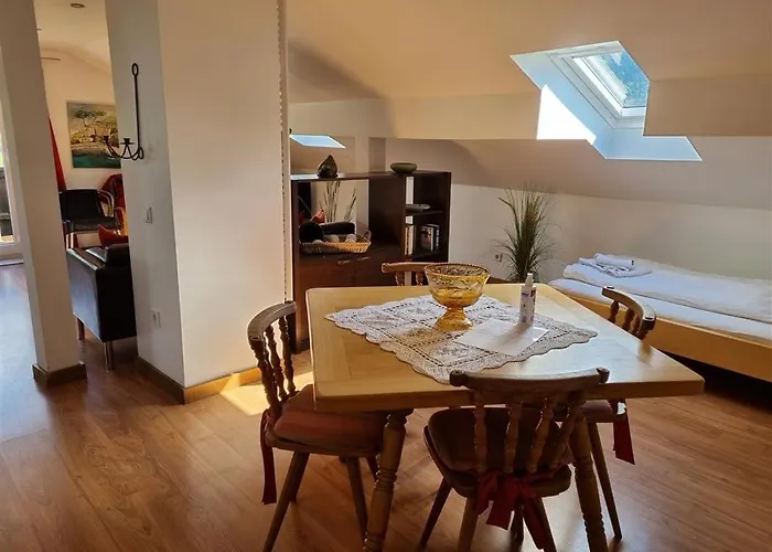 Apartment Haus Kreuzeckwiese - Self Catering *